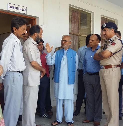 Students must co-operate, govt streamlining PMSSS: Nayeem Ahktar